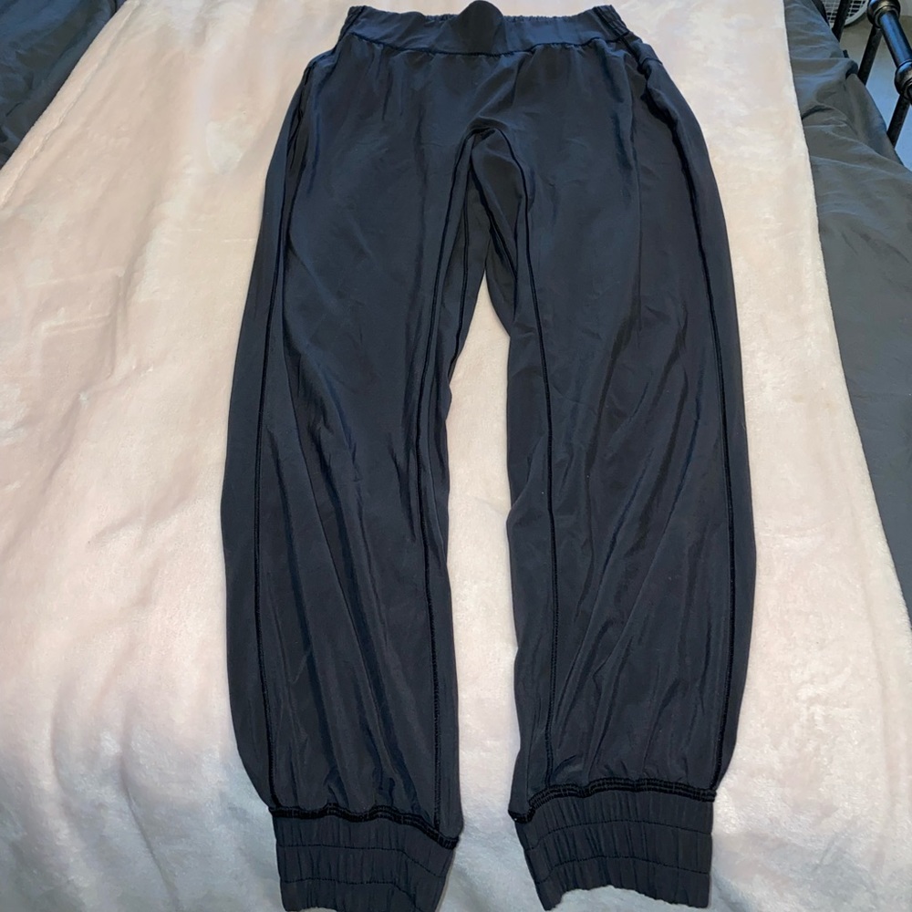 Lulu Lemon Womens Joggers